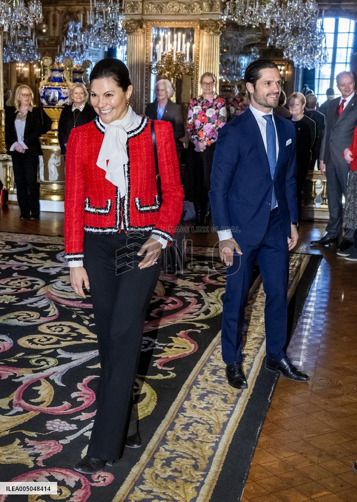 COUNTY GOVERNORS MEET THE ROYAL FAMILY