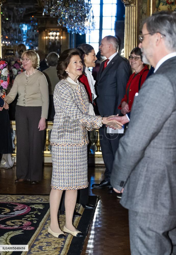 COUNTY GOVERNORS MEET THE ROYAL FAMILY