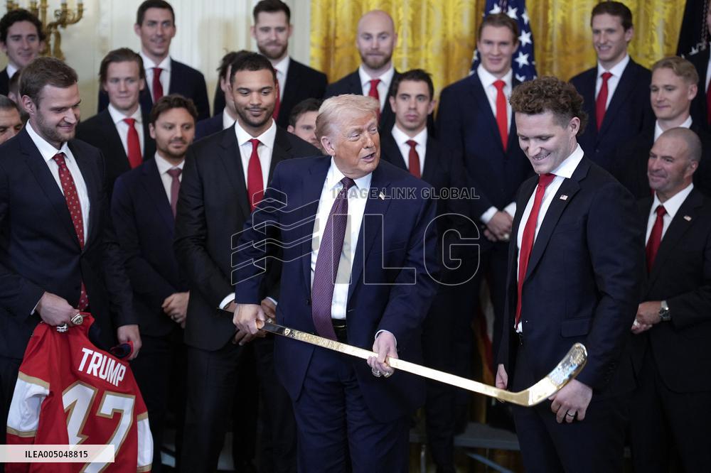 Donald Trump welcomes The Florida Panthers - Washington