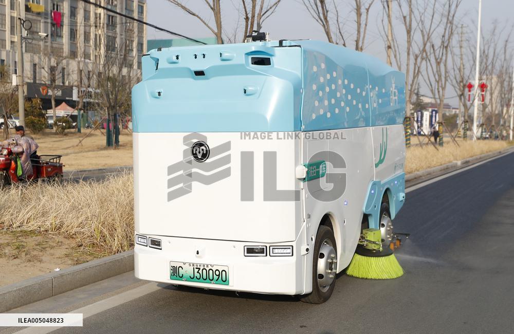 Washing And Sweeping Integrated Unmanned Vehicle