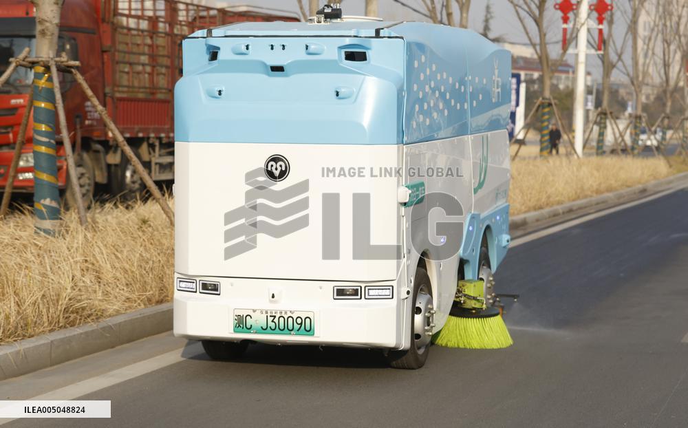 Washing And Sweeping Integrated Unmanned Vehicle