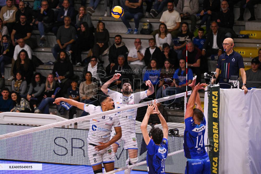 VOLLEY - Superlega Serie A - Cisterna Volley vs Vero Volley Monza 3-1 (25-22, 25-23,18-25, 25-22)