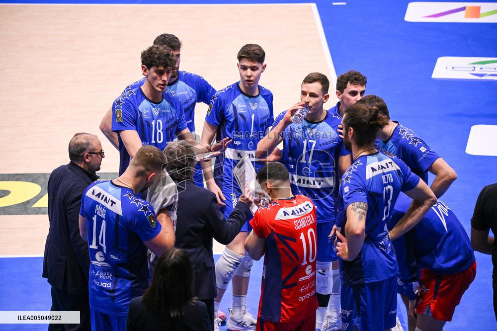 VOLLEY - Superlega Serie A - Cisterna Volley vs Vero Volley Monza 3-1 (25-22, 25-23,18-25, 25-22)