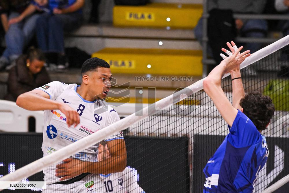 VOLLEY - Superlega Serie A - Cisterna Volley vs Vero Volley Monza 3-1 (25-22, 25-23,18-25, 25-22)