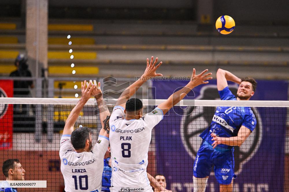 VOLLEY - Superlega Serie A - Cisterna Volley vs Vero Volley Monza 3-1 (25-22, 25-23,18-25, 25-22)