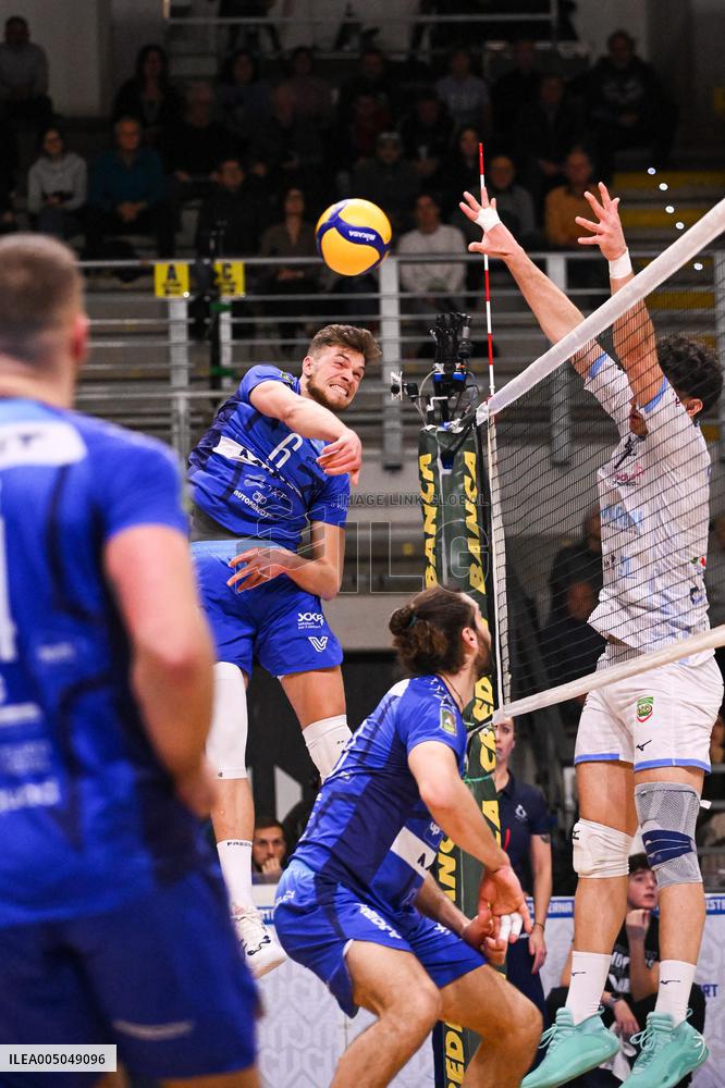 VOLLEY - Superlega Serie A - Cisterna Volley vs Vero Volley Monza 3-1 (25-22, 25-23,18-25, 25-22)