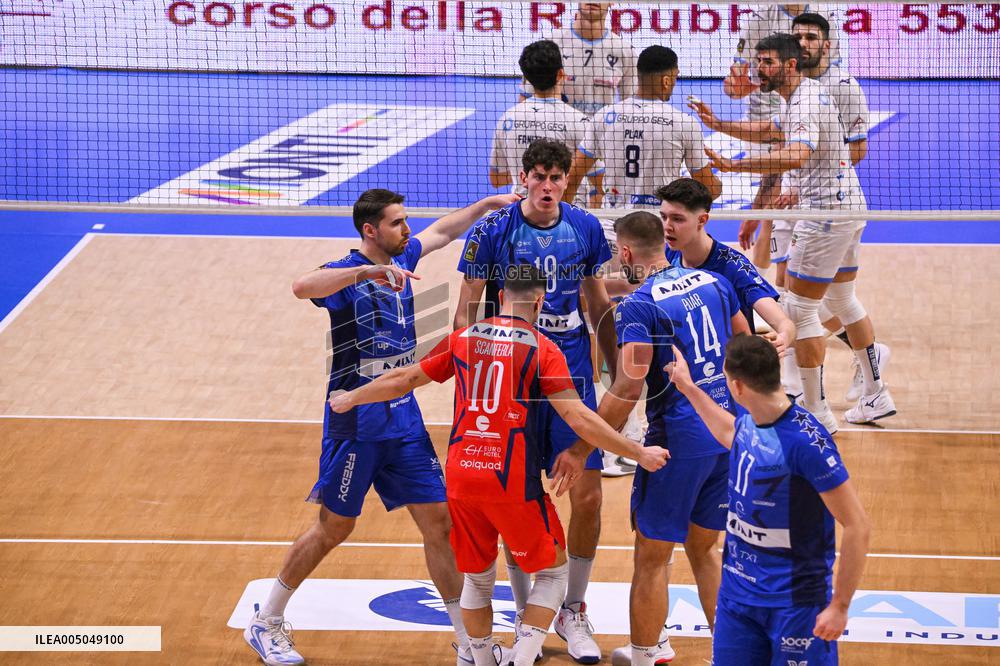 VOLLEY - Superlega Serie A - Cisterna Volley vs Vero Volley Monza 3-1 (25-22, 25-23,18-25, 25-22)