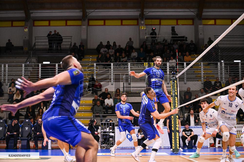 VOLLEY - Superlega Serie A - Cisterna Volley vs Vero Volley Monza 3-1 (25-22, 25-23,18-25, 25-22)