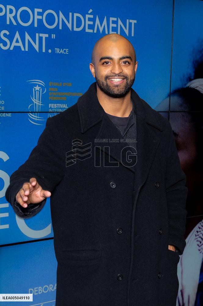 Promis Le Ciel Paris Film Premiere