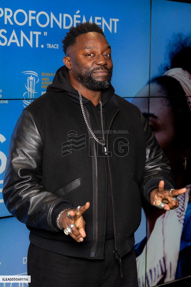 Promis Le Ciel Paris Film Premiere