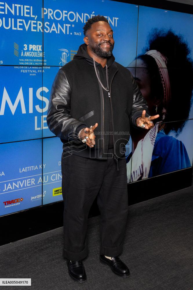 Promis Le Ciel Paris Film Premiere