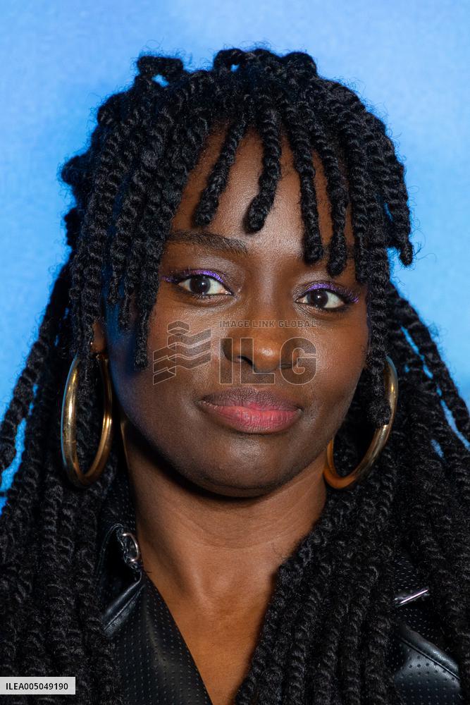 Promis Le Ciel Paris Film Premiere