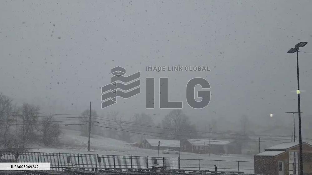 US: Wintry Weather, Reduced Visibility Impact Pennsylvania