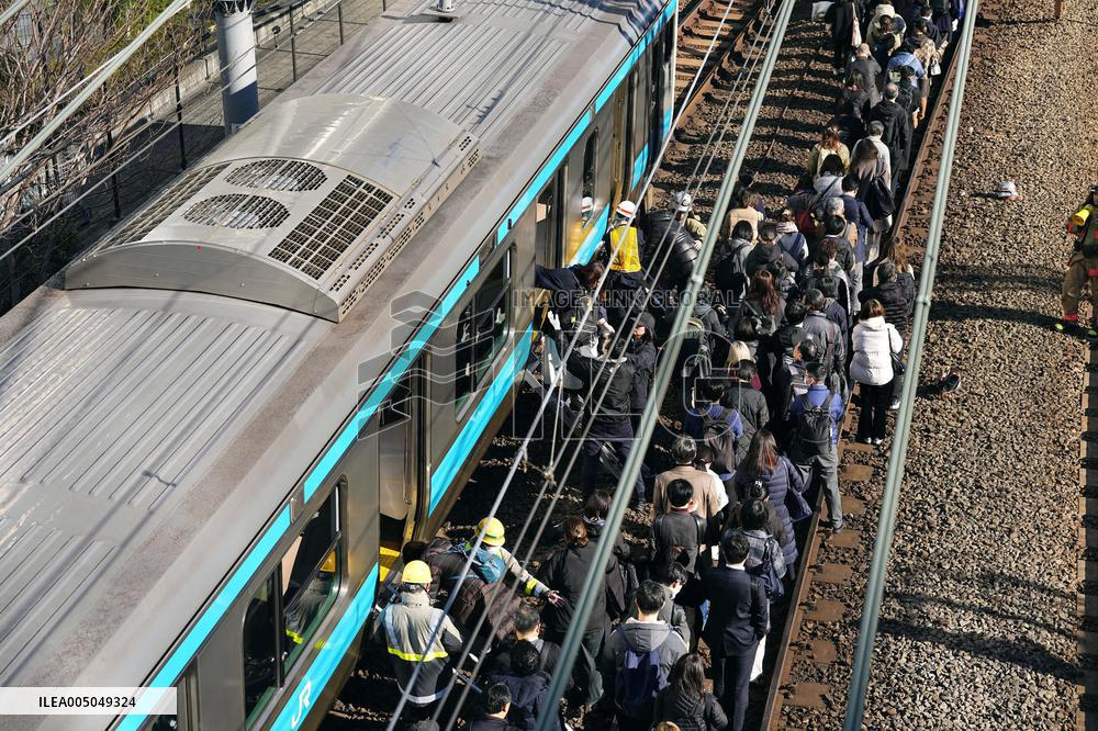 CORRECTED: Power outage stops train in Japan