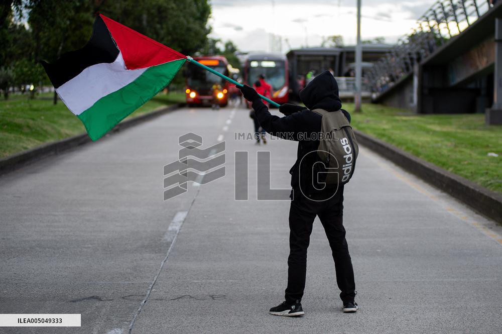 Anti-U.S. Government Protest in Colombia
