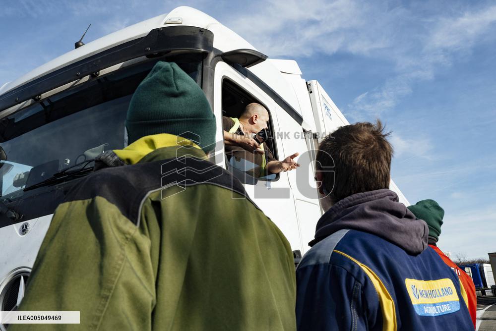 Blockade of Power Stations and Control of Shipments - Montauban