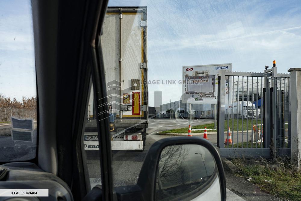 Blockade of Power Stations and Control of Shipments - Montauban