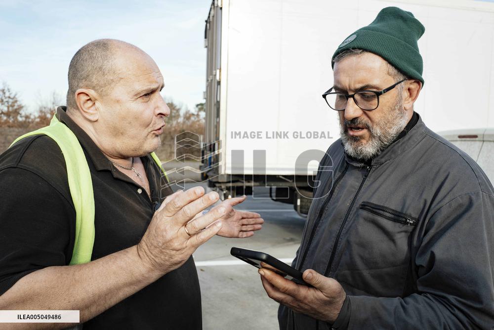 Blockade of Power Stations and Control of Shipments - Montauban