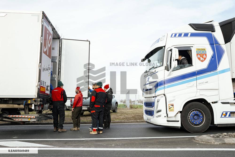 Blockade of Power Stations and Control of Shipments - Montauban