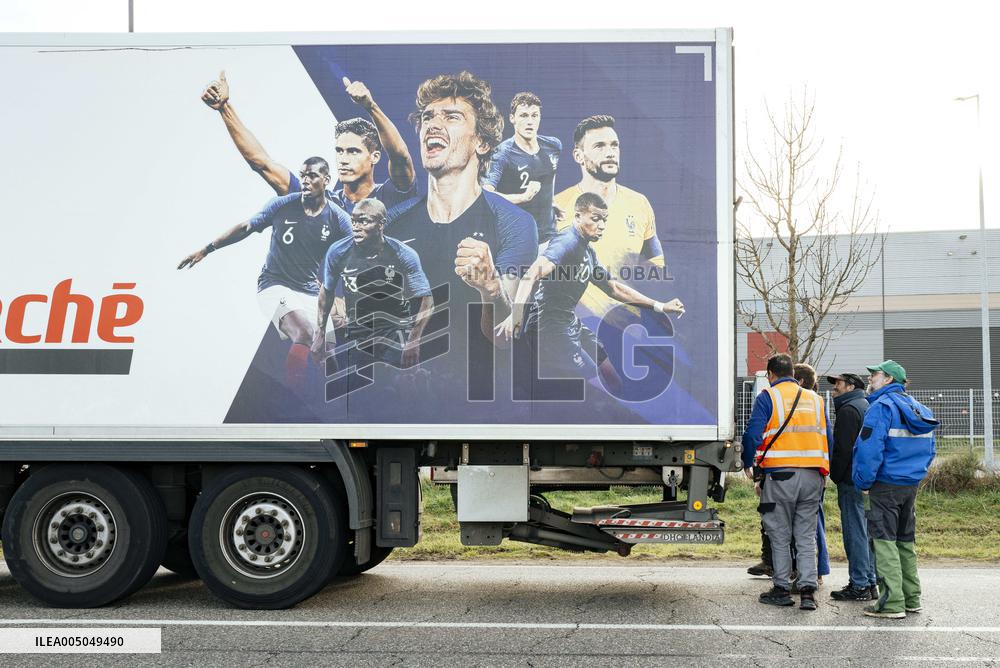 Blockade of Power Stations and Control of Shipments - Montauban