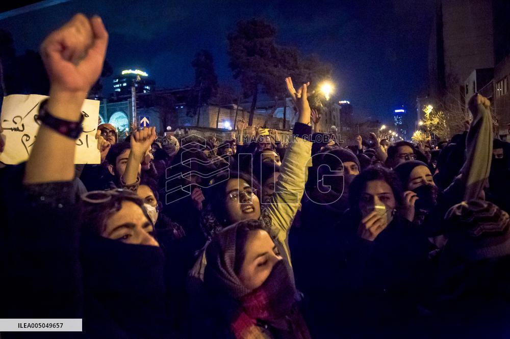 Tehran Students Rally for Plane Crash Victims - Iran