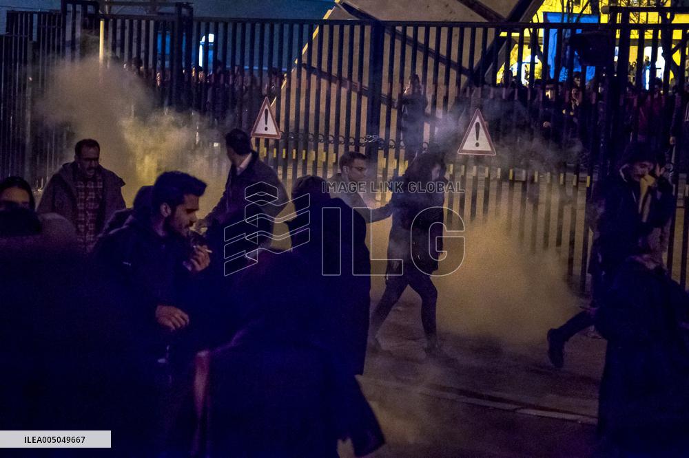 Tehran Students Rally for Plane Crash Victims - Iran