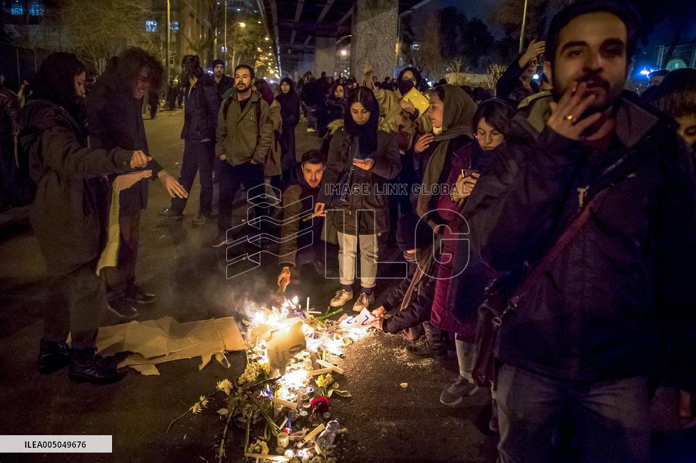 Tehran Students Rally for Plane Crash Victims - Iran