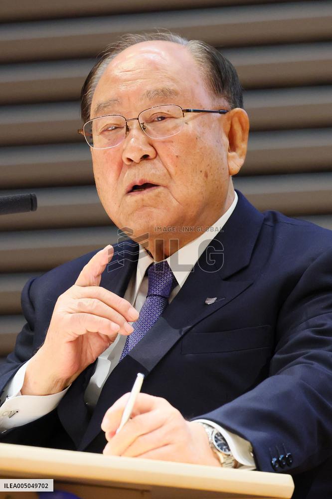 Canon Announces New Five-Year Plan