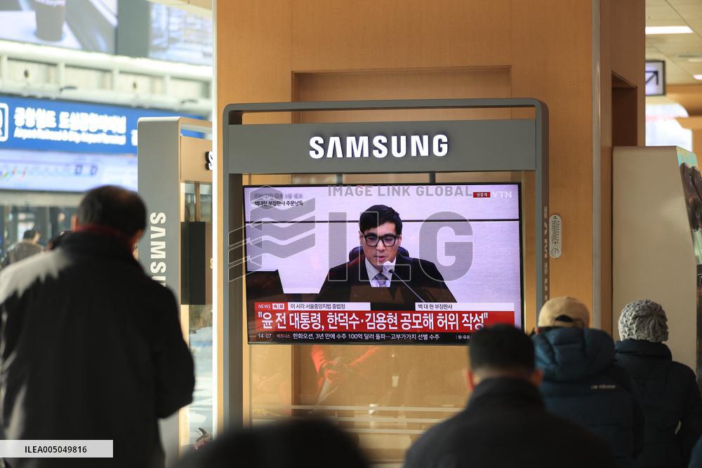 Yoon Sentenced to 5 Years in Prison on Arrest Obstruction Charges