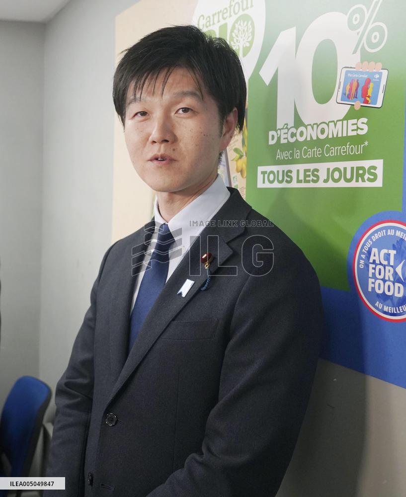 Japan farm minister Suzuki in Paris