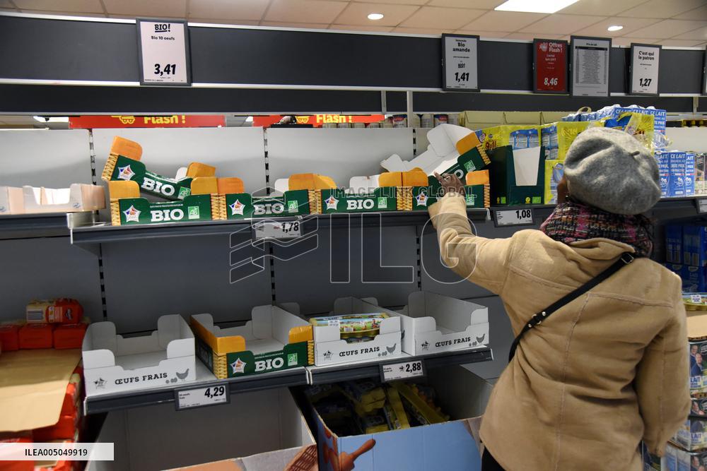 Illustration - Egg Shortages In Supermarkets - Paris