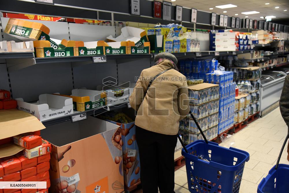 Illustration - Egg Shortages In Supermarkets - Paris
