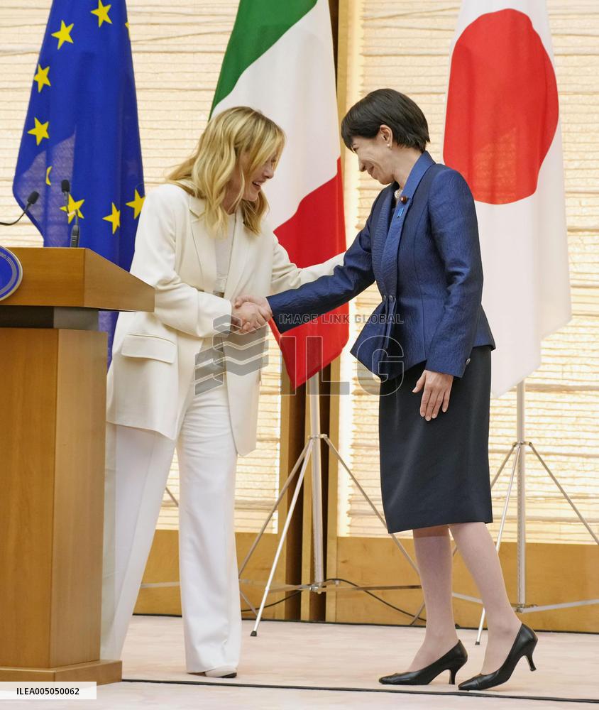 Japan-Italy talks in Tokyo