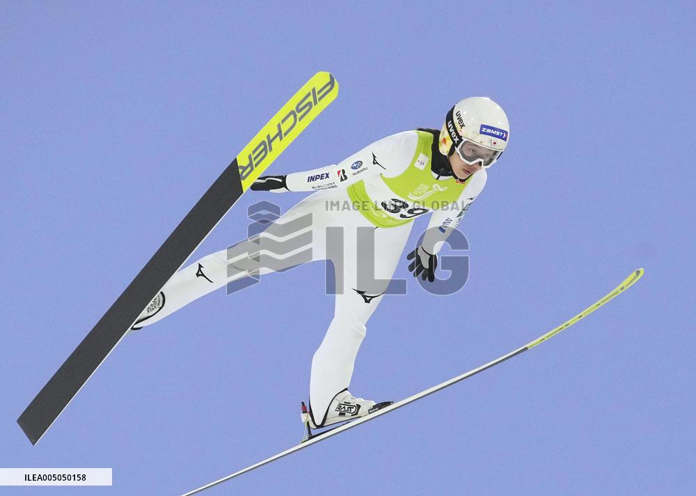 Ski jumping: World Cup in China
