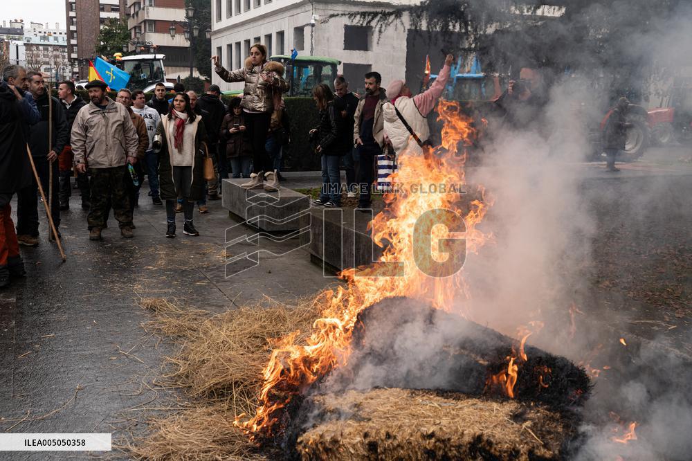 Farmers Protest Against CAP and Mercosur Cuts - Spain