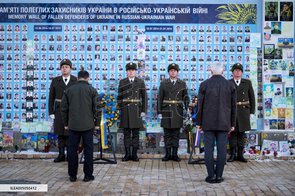 Zelensky and Pavel Honor Memorial Wall - Kiev