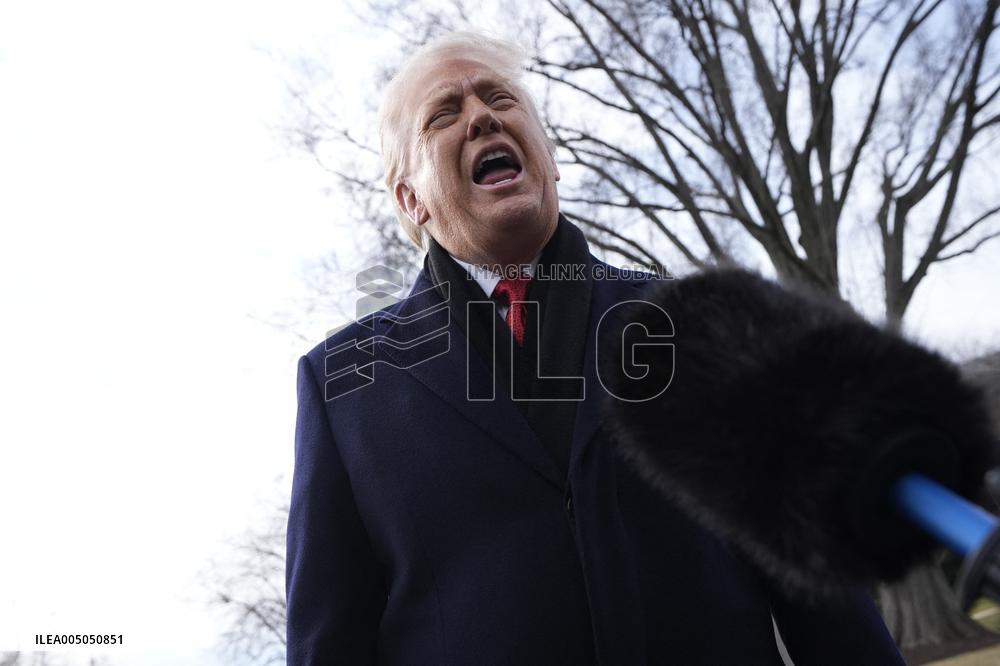 Donald Trump deparst to Florida - Washington