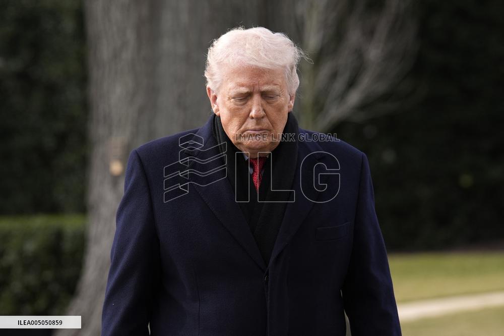 Donald Trump deparst to Florida - Washington