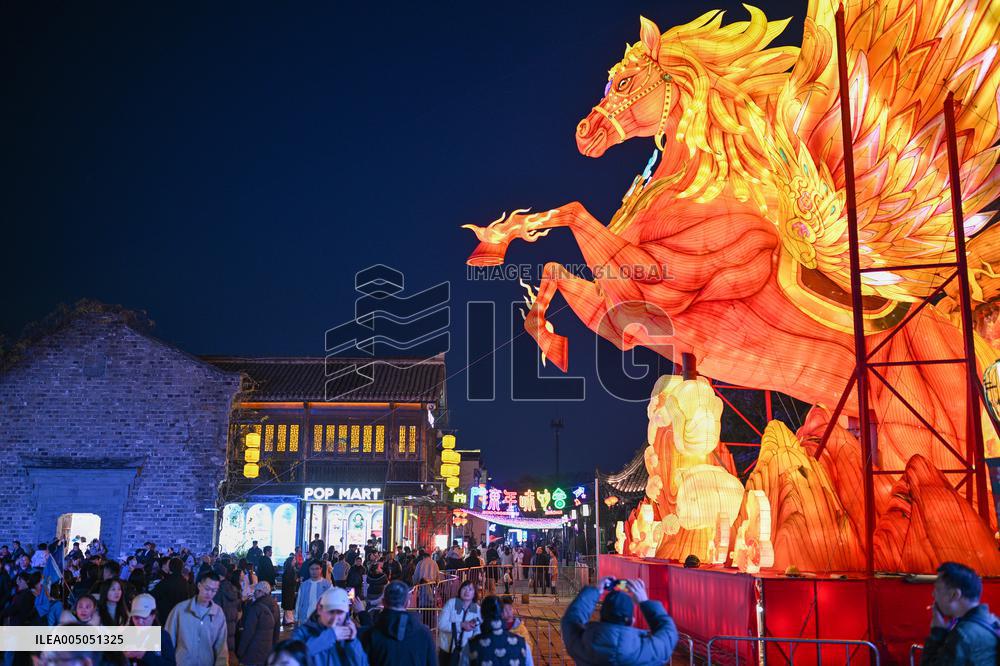Giant Zodiac Horse Themed Festivel Lantern