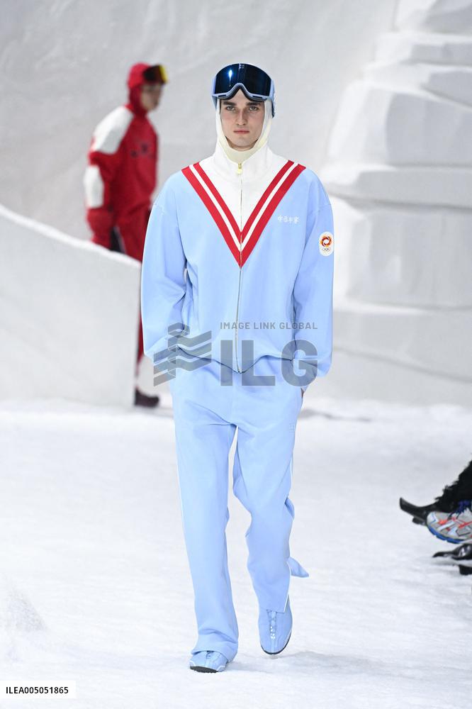 MFW - Li-Ning Runway