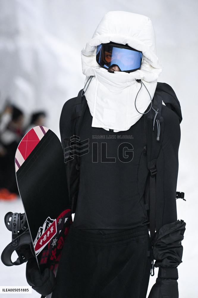 MFW - Li-Ning Runway