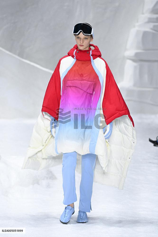 MFW - Li-Ning Runway