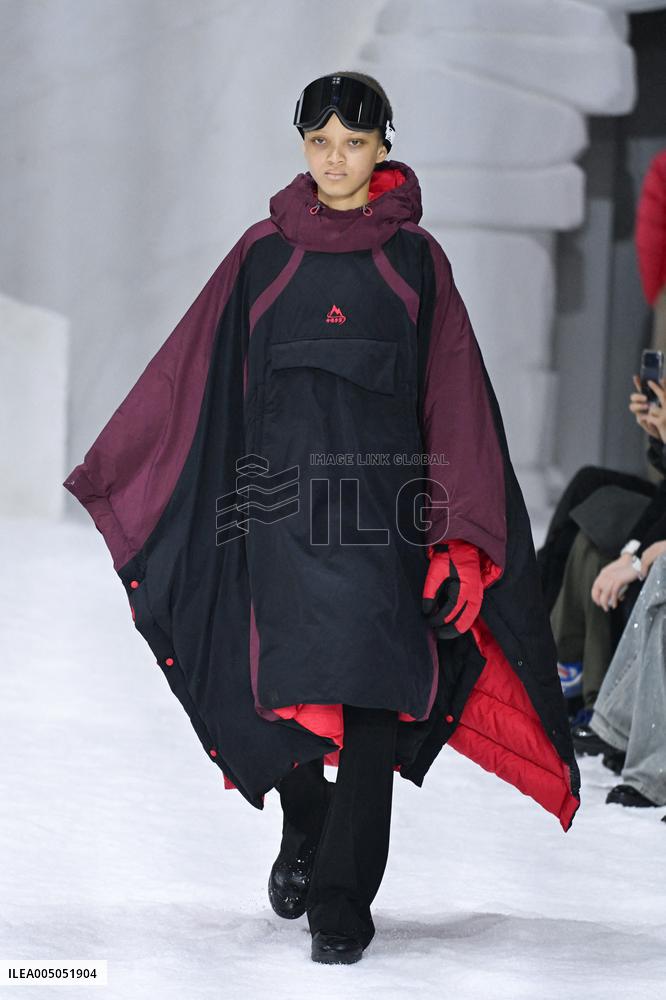 MFW - Li-Ning Runway