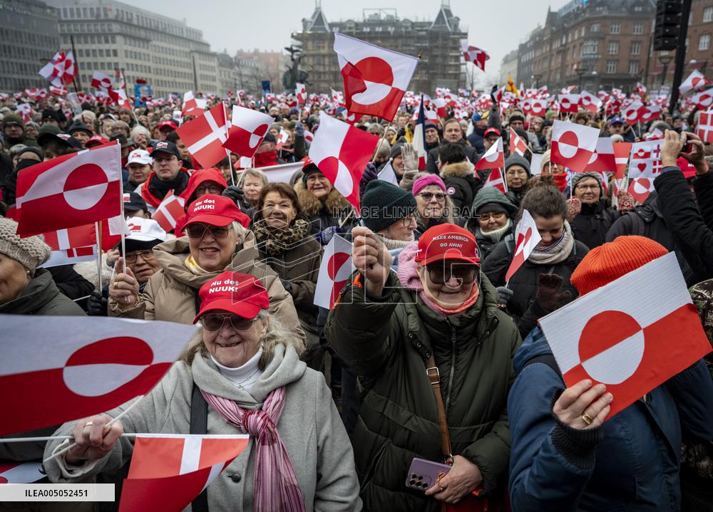 DEMONSTRATION FOR GREENLAND COPENHAGEN