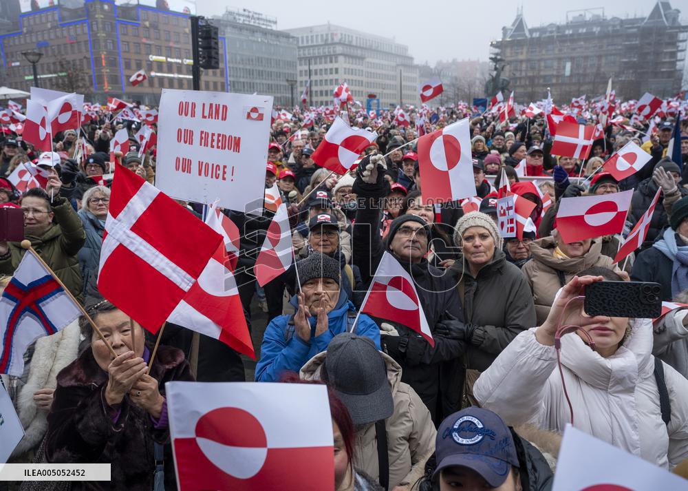 DEMONSTRATION FOR GREENLAND COPENHAGEN