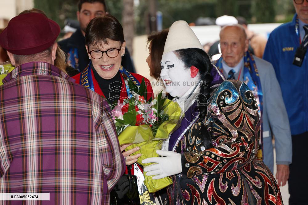NO TABLOID - Royals At 48th Monte-Carlo International Circus Festival - Monaco