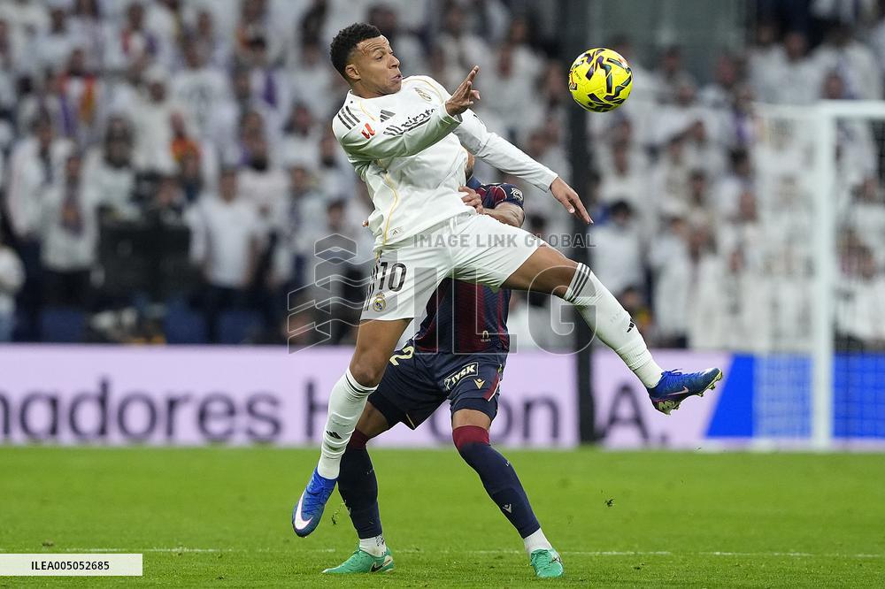 La Liga - Real Marid v Levante