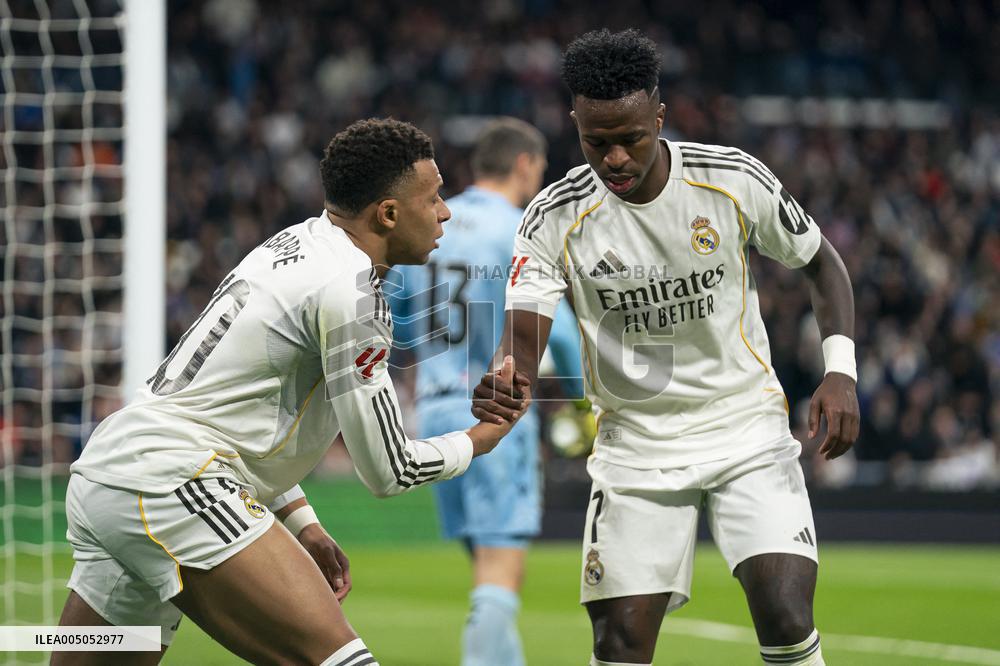 La Liga - Real Madrid v Levante