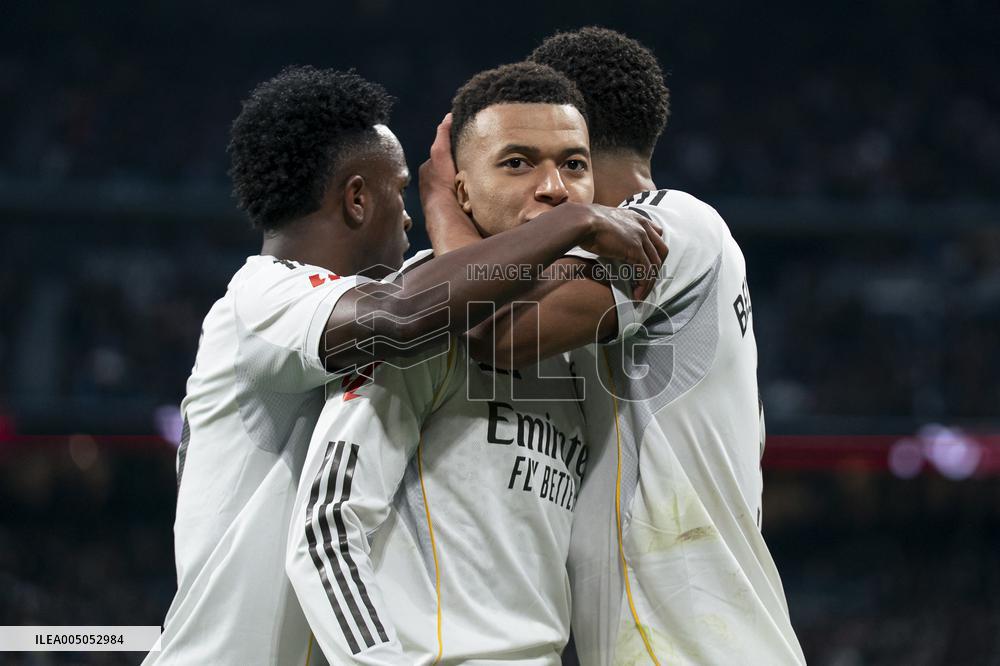 La Liga - Real Madrid v Levante