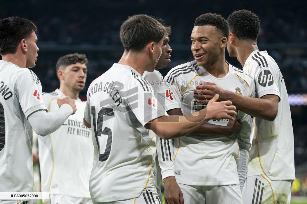 La Liga - Real Madrid v Levante